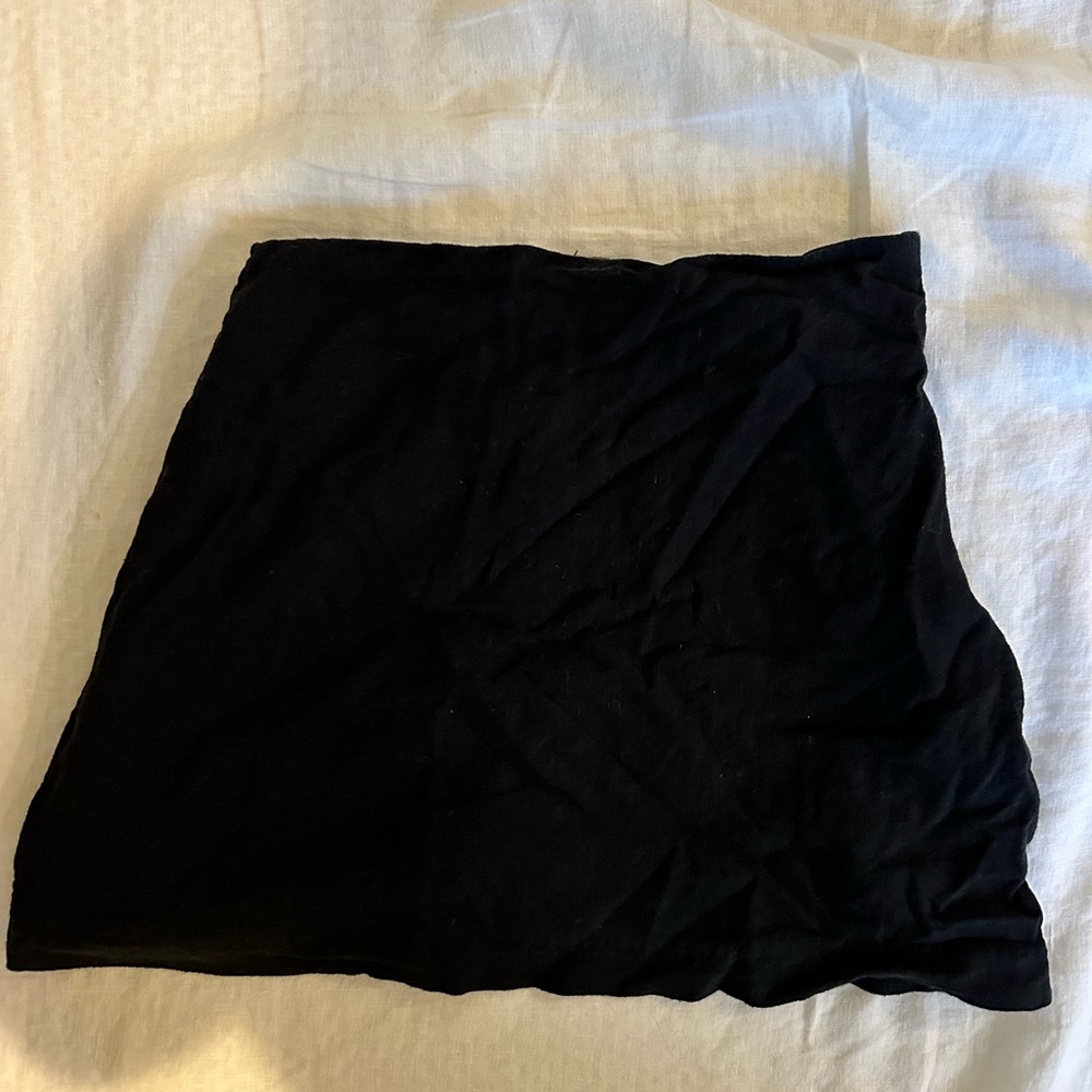 Classic Black Women's Linen Skort